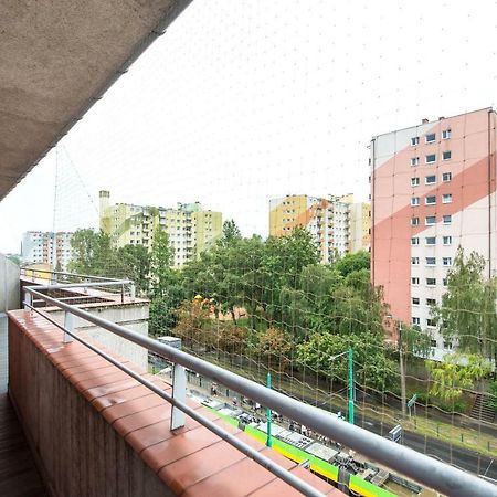 Super-Apartamenty Targi Poznanskie Exteriör bild