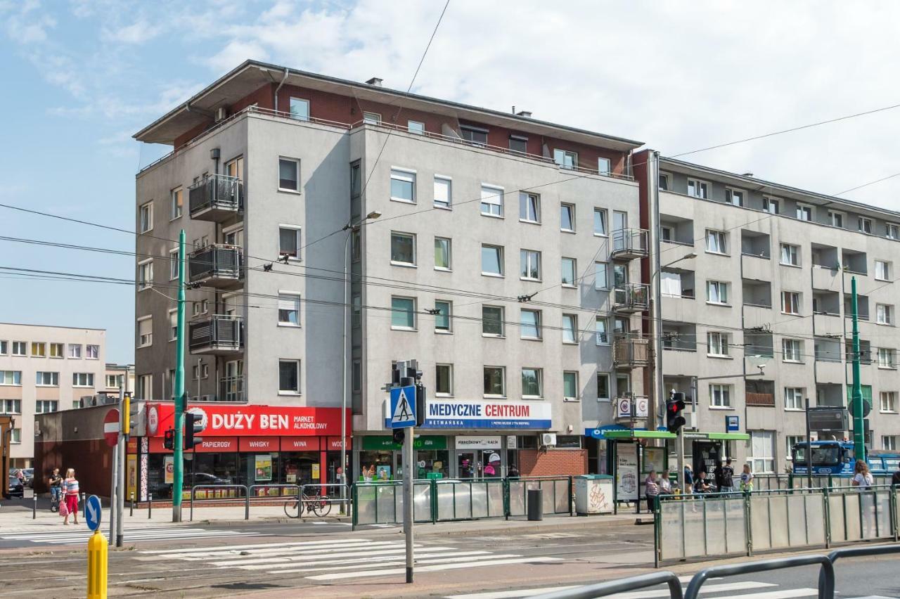 Super-Apartamenty Targi Poznanskie Exteriör bild